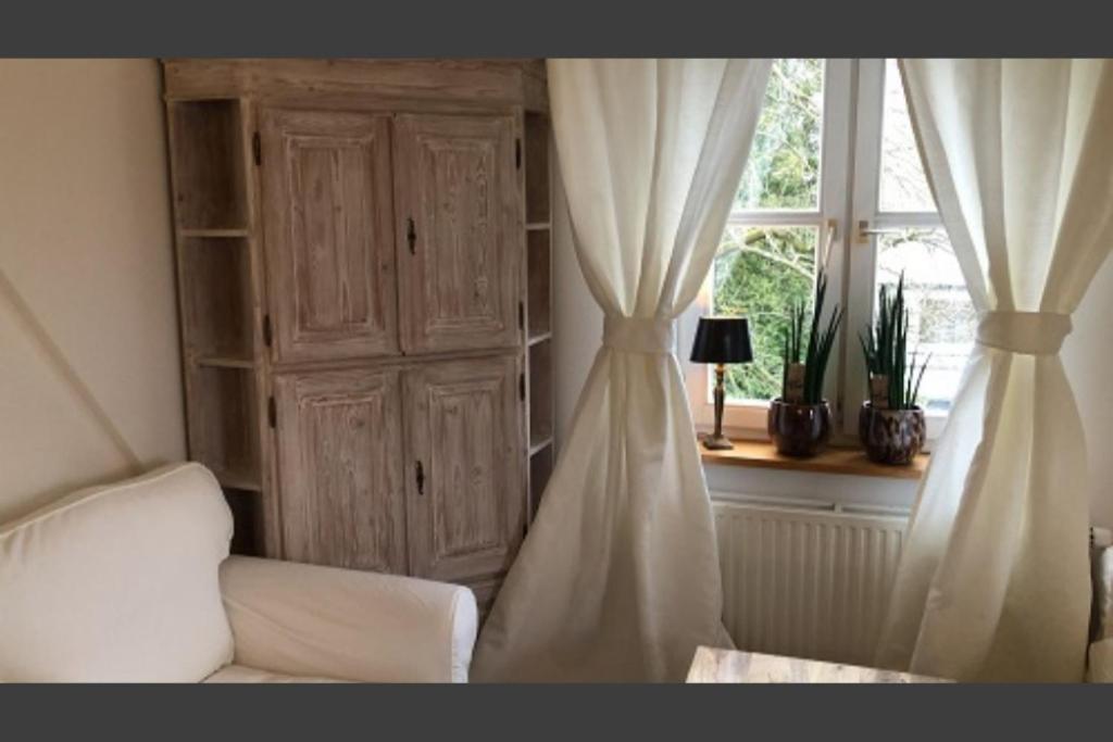 Apartment 20 Im Suessen Stadtkern Von Sasel *